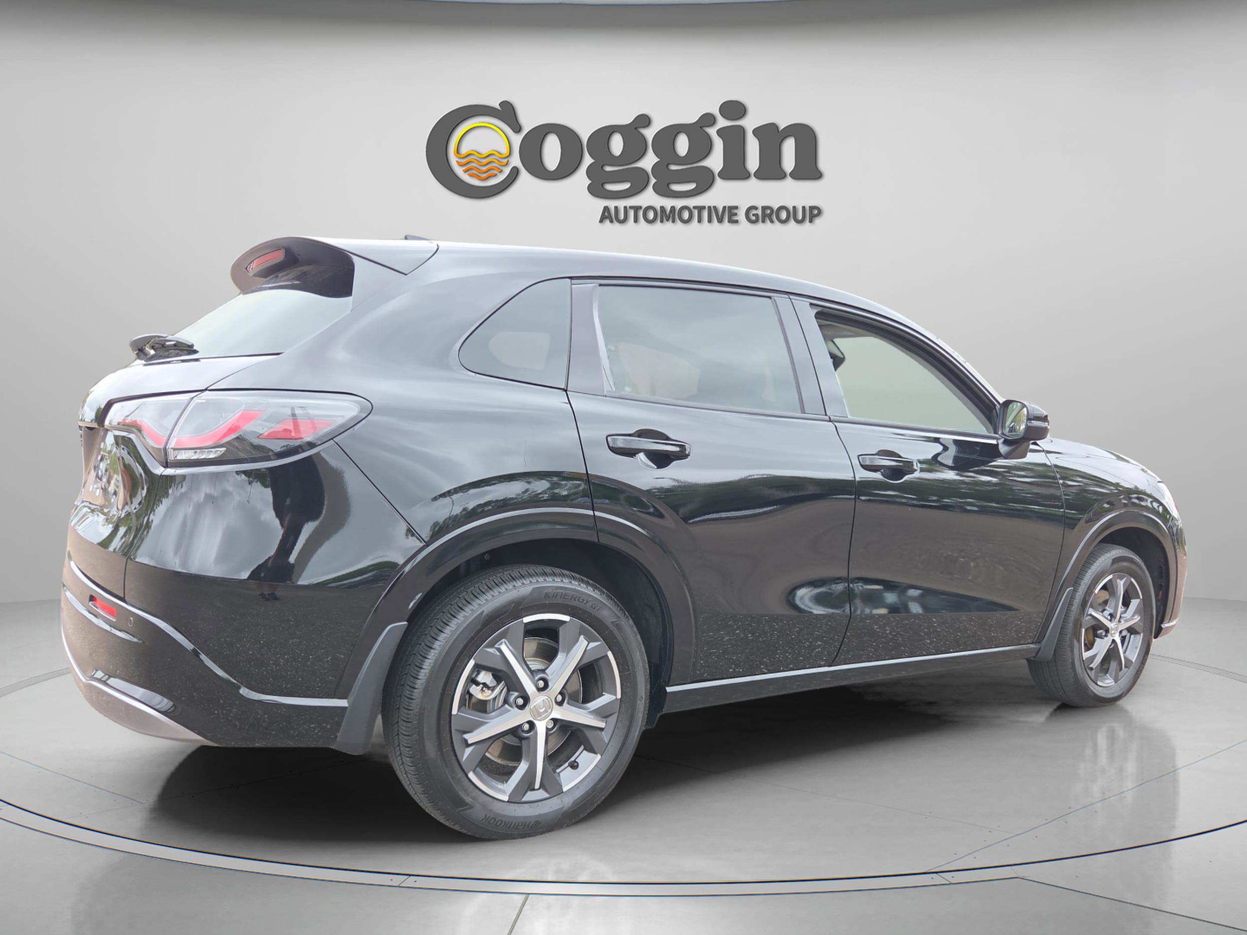 2025 Honda HR-V EX-L - Photo 6