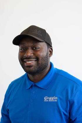 Staff member Pierre Cherilus from ID_03f7fcaaaa48