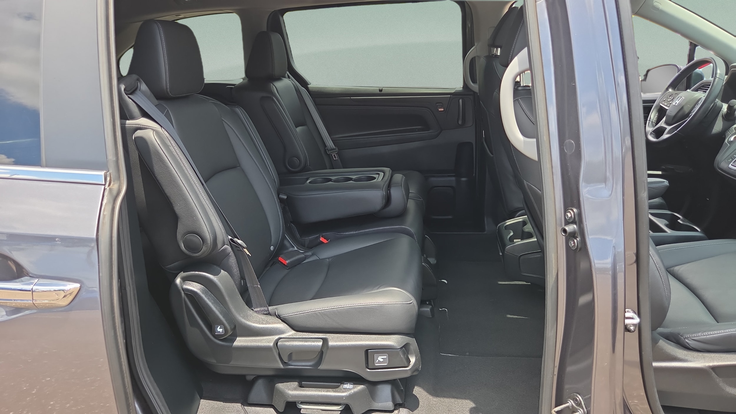 2023 Honda Odyssey EX-L - Photo 18