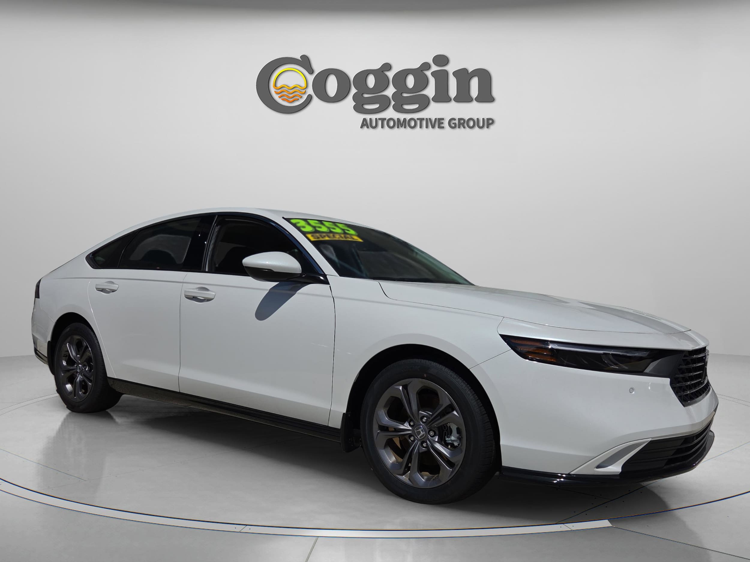 2025 Honda Accord Hybrid EX-L - Photo 8