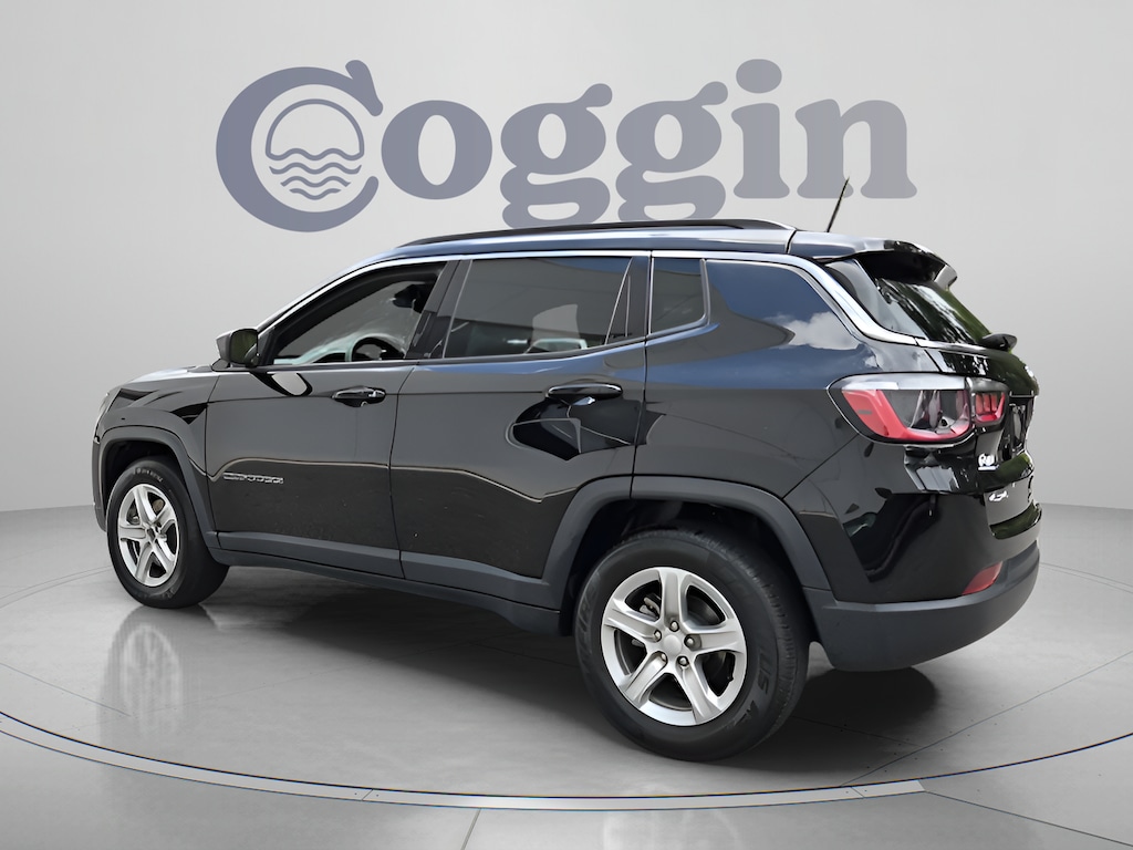 Used 2024 Jeep Compass Latitude SUV