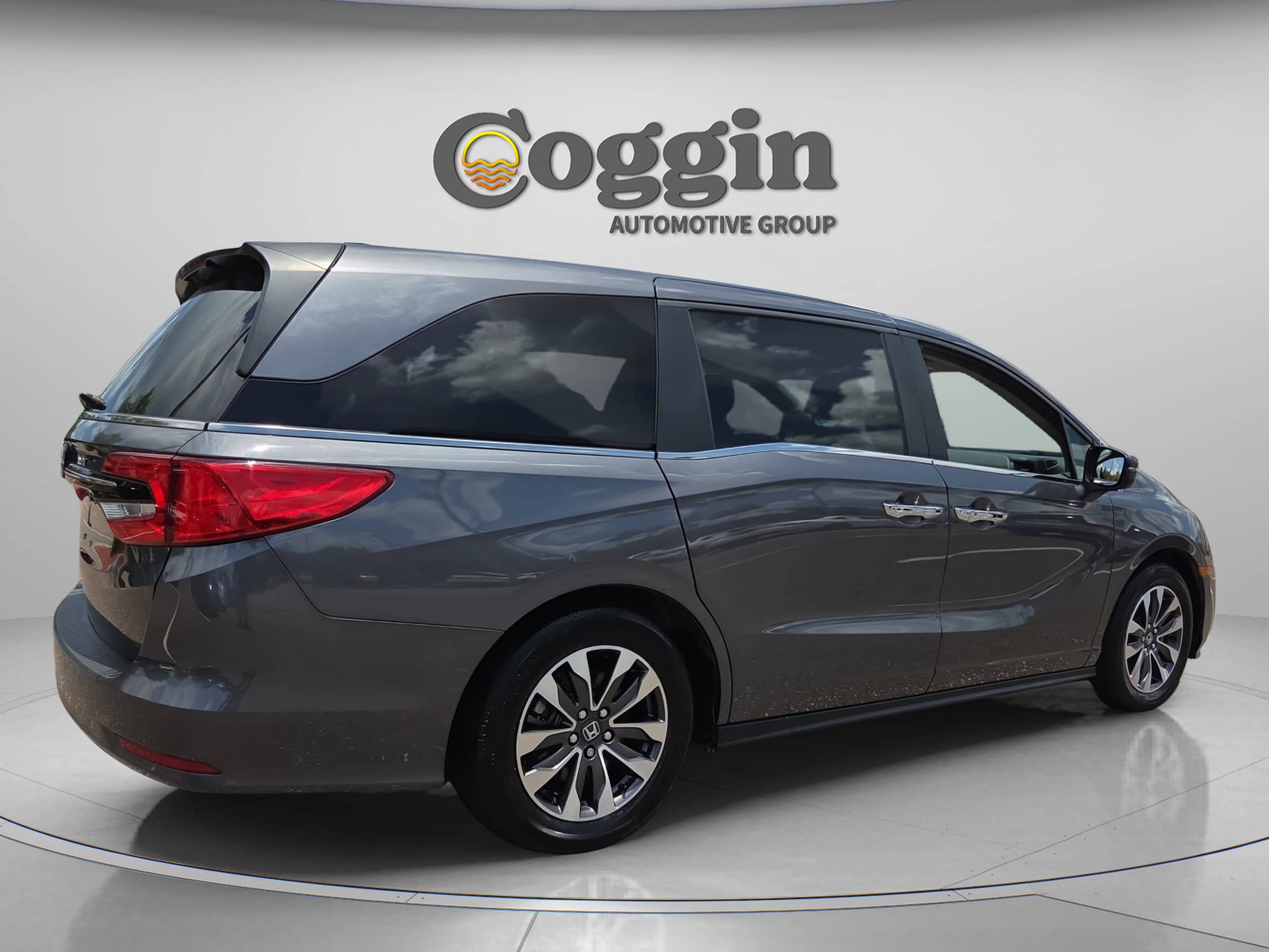2023 Honda Odyssey EX-L - Photo 6