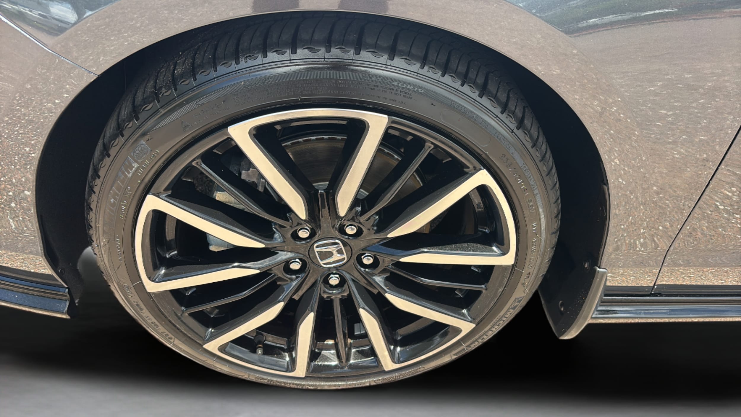 2025 Honda Accord Hybrid Touring - Photo 32