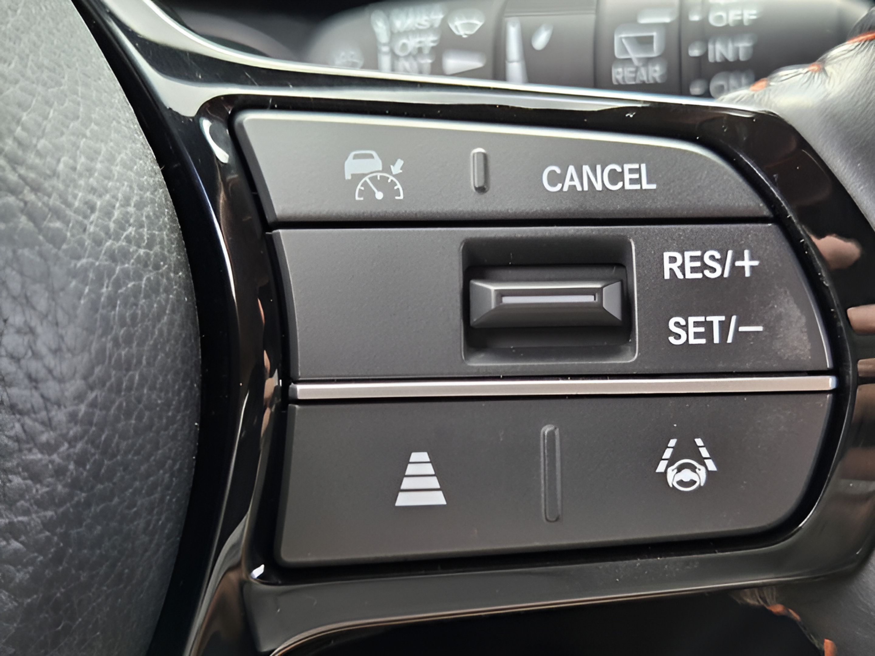 2025 Honda HR-V Sport - Photo 29