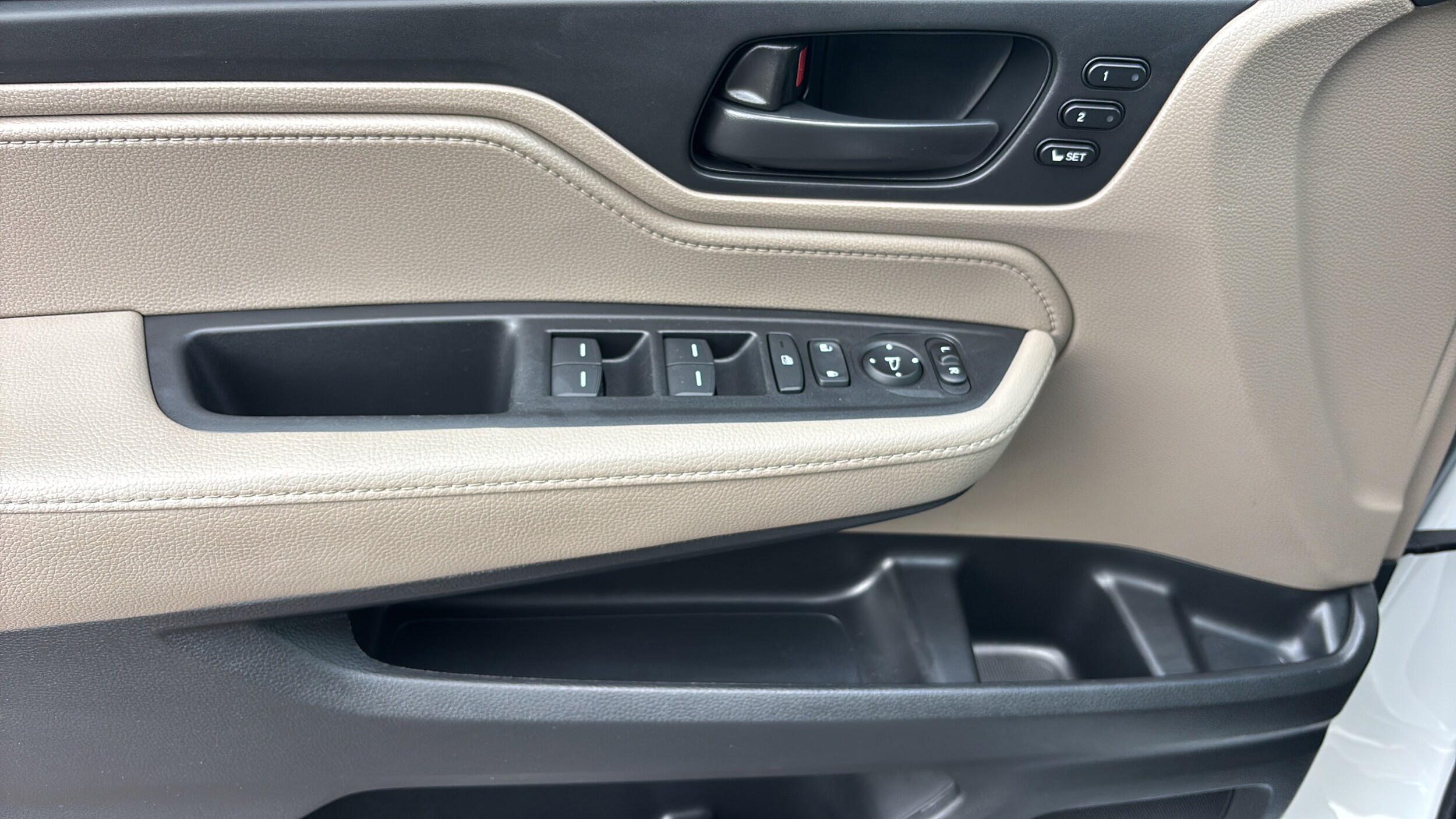 2021 Honda Odyssey EX-L - Photo 21