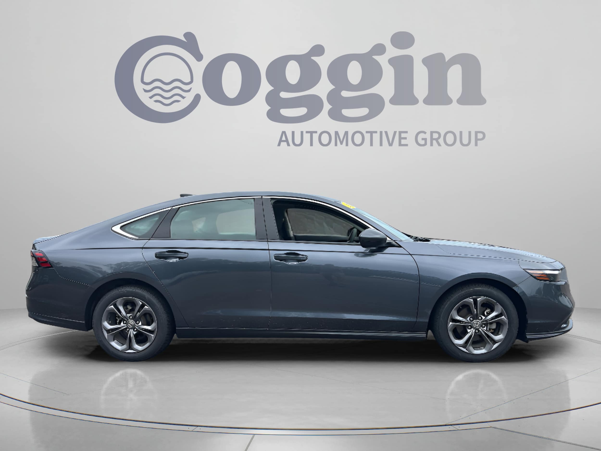 2023 Honda Accord EX - Photo 6