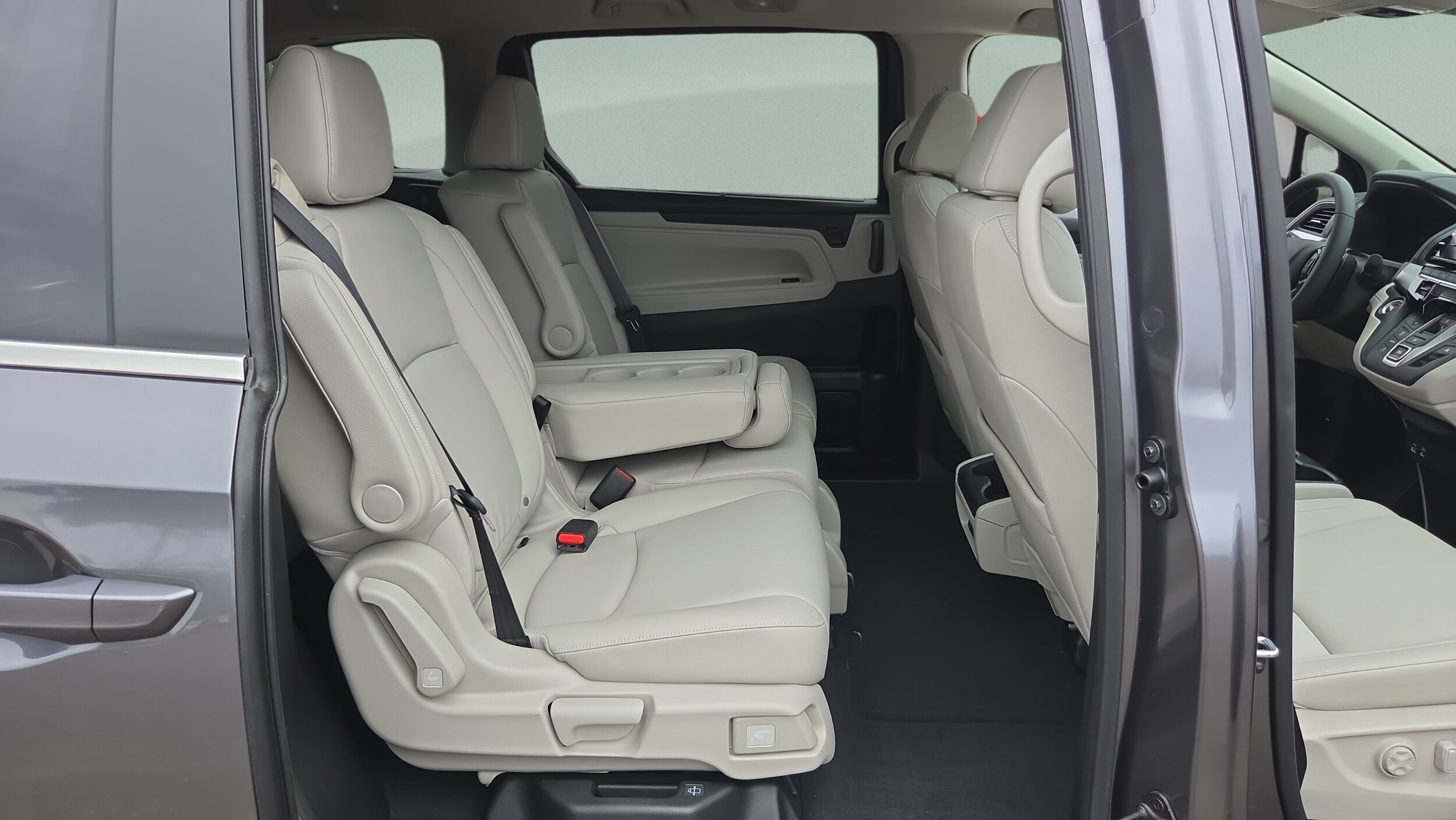 2026 Honda Odyssey EX-L - Photo 15