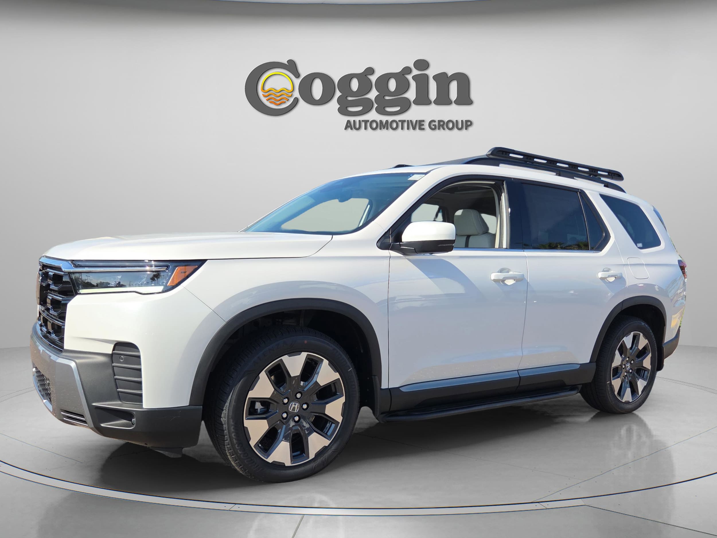 2026 Honda Pilot Touring AWD's photo