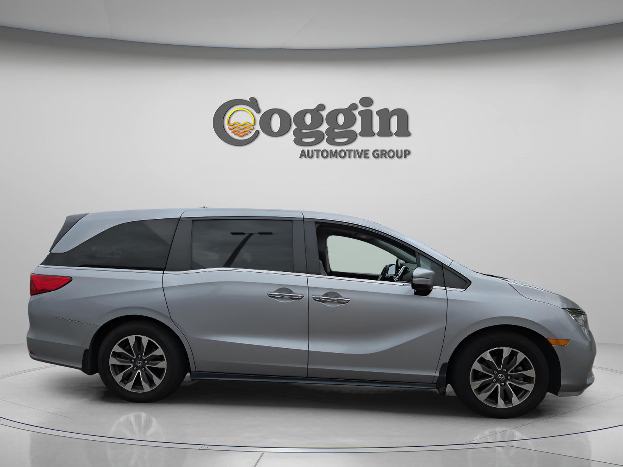2021 Honda Odyssey EX-L - Photo 7