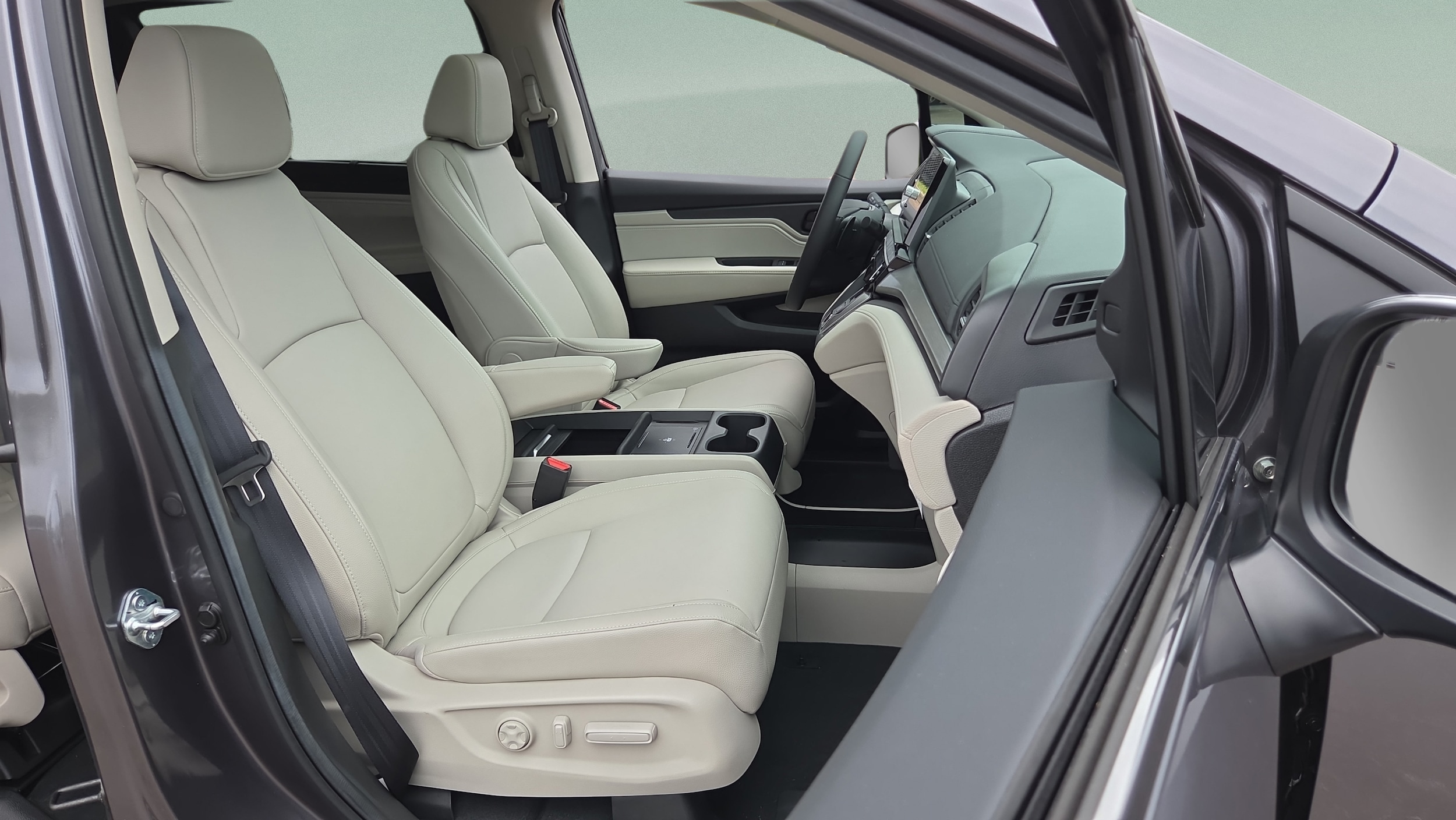 2026 Honda Odyssey EX-L - Photo 16
