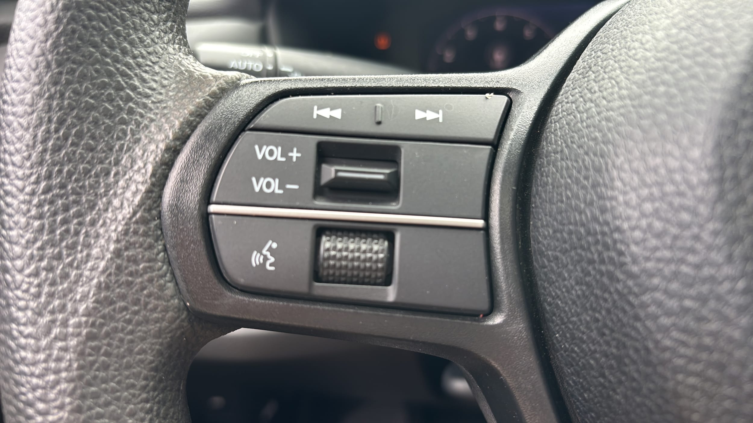 2023 Honda Accord EX - Photo 32