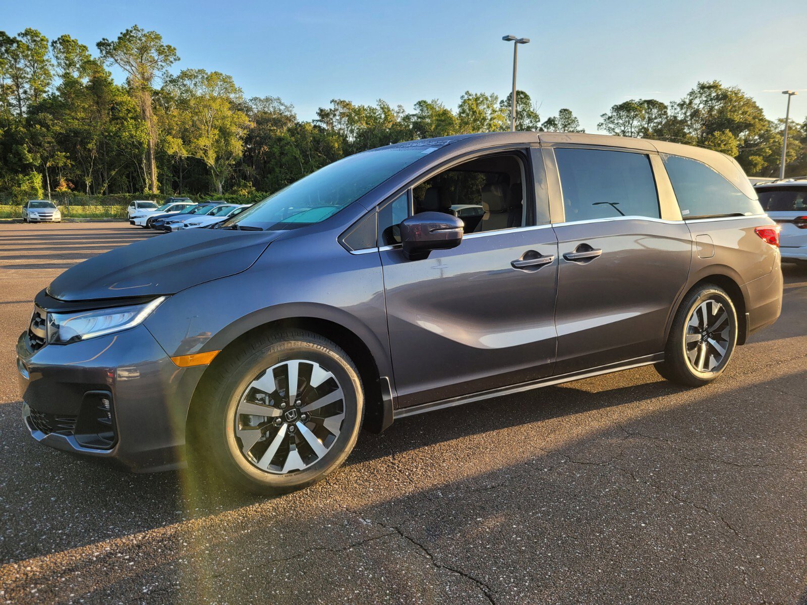 2026 Honda Odyssey EX-L photo 3