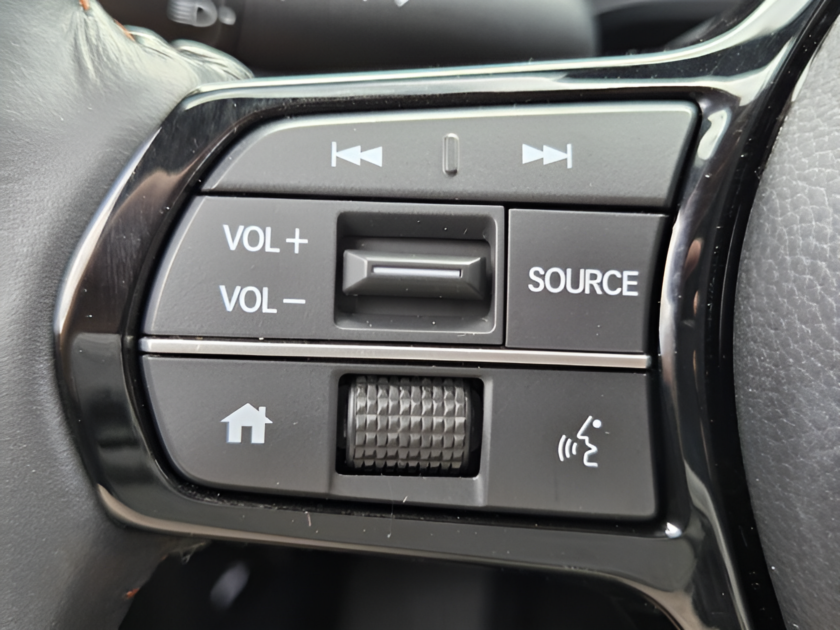 2025 Honda HR-V Sport - Photo 30