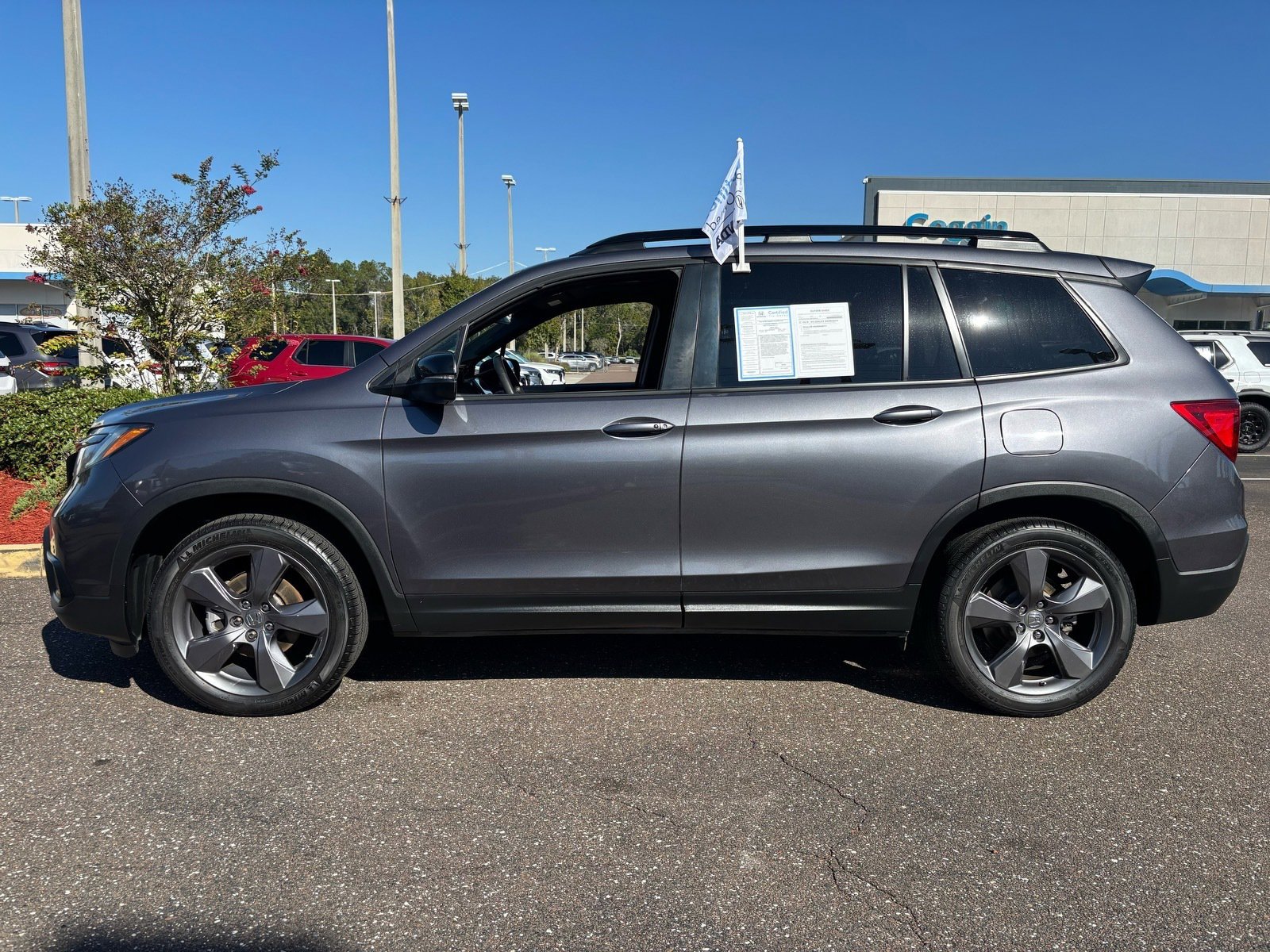 2020 Honda Passport Touring photo 2