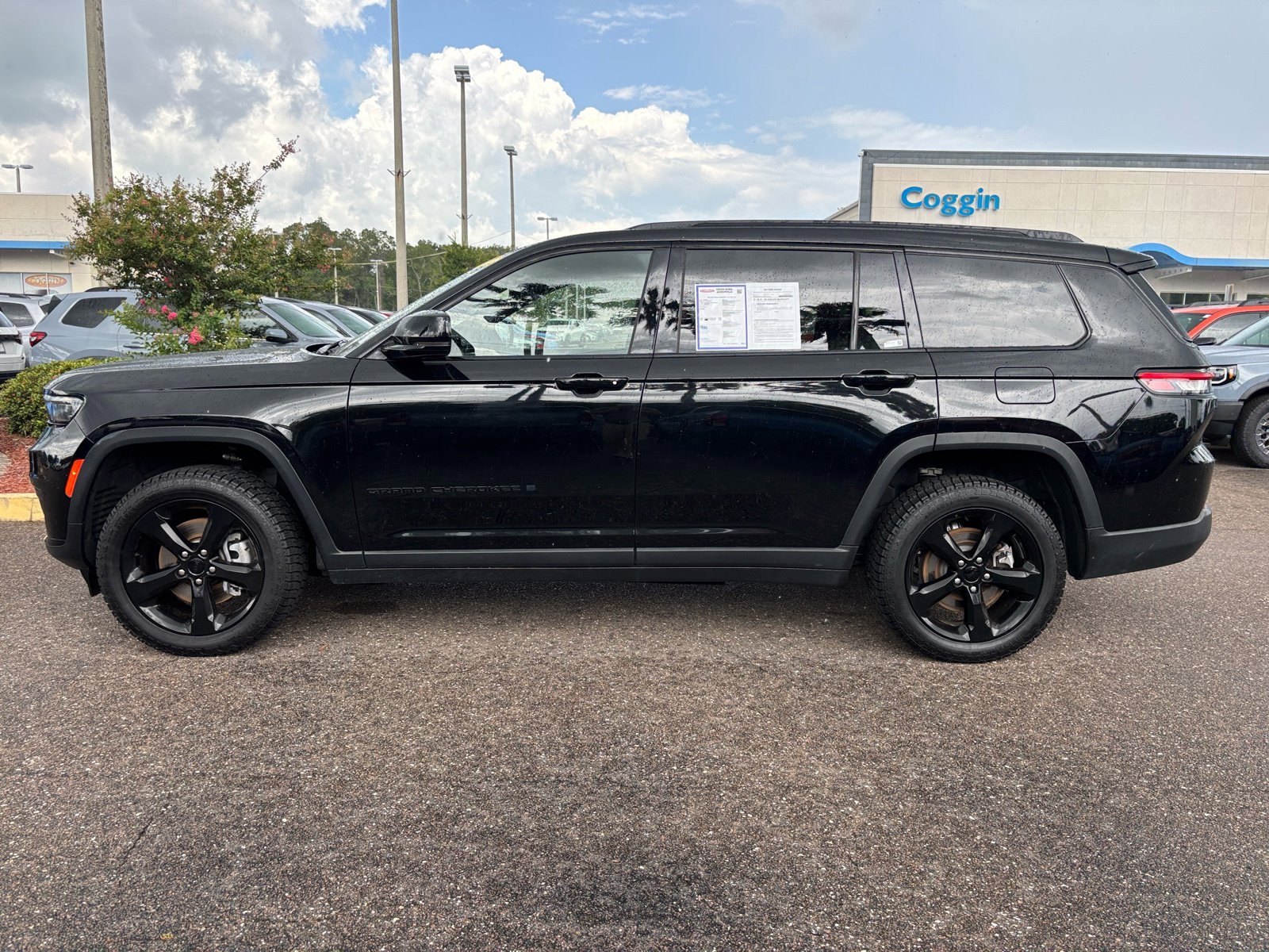 Used 2023 Jeep Grand Cherokee L Altitude with VIN 1C4RJKAG0P8822532 for sale in Jacksonville, FL