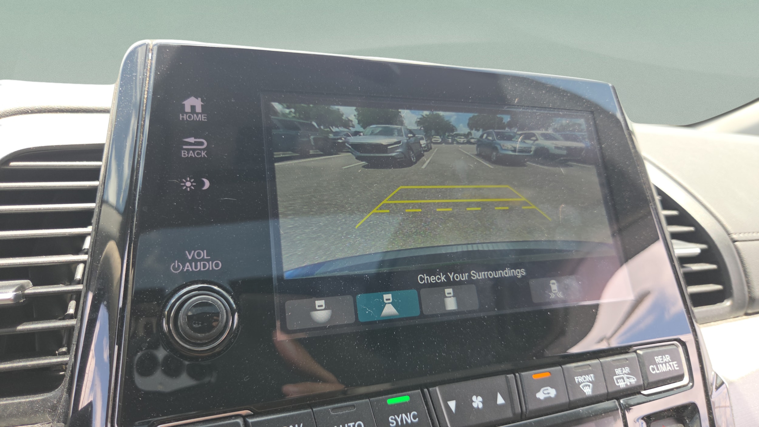 2023 Honda Odyssey Touring - Photo 25