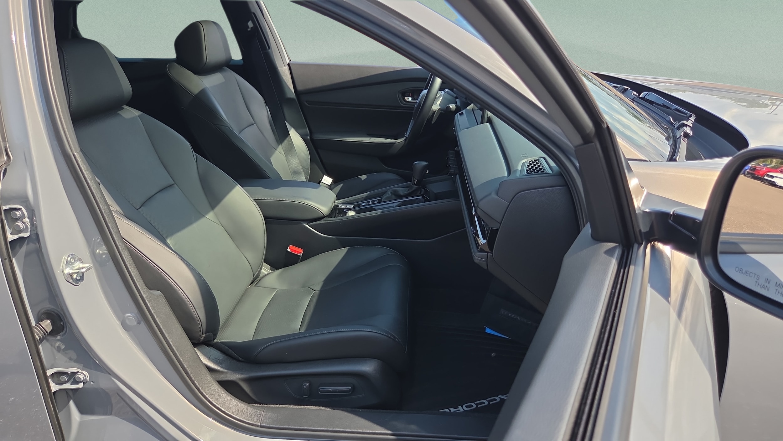 2025 Honda Accord Hybrid Sport-L - Photo 17