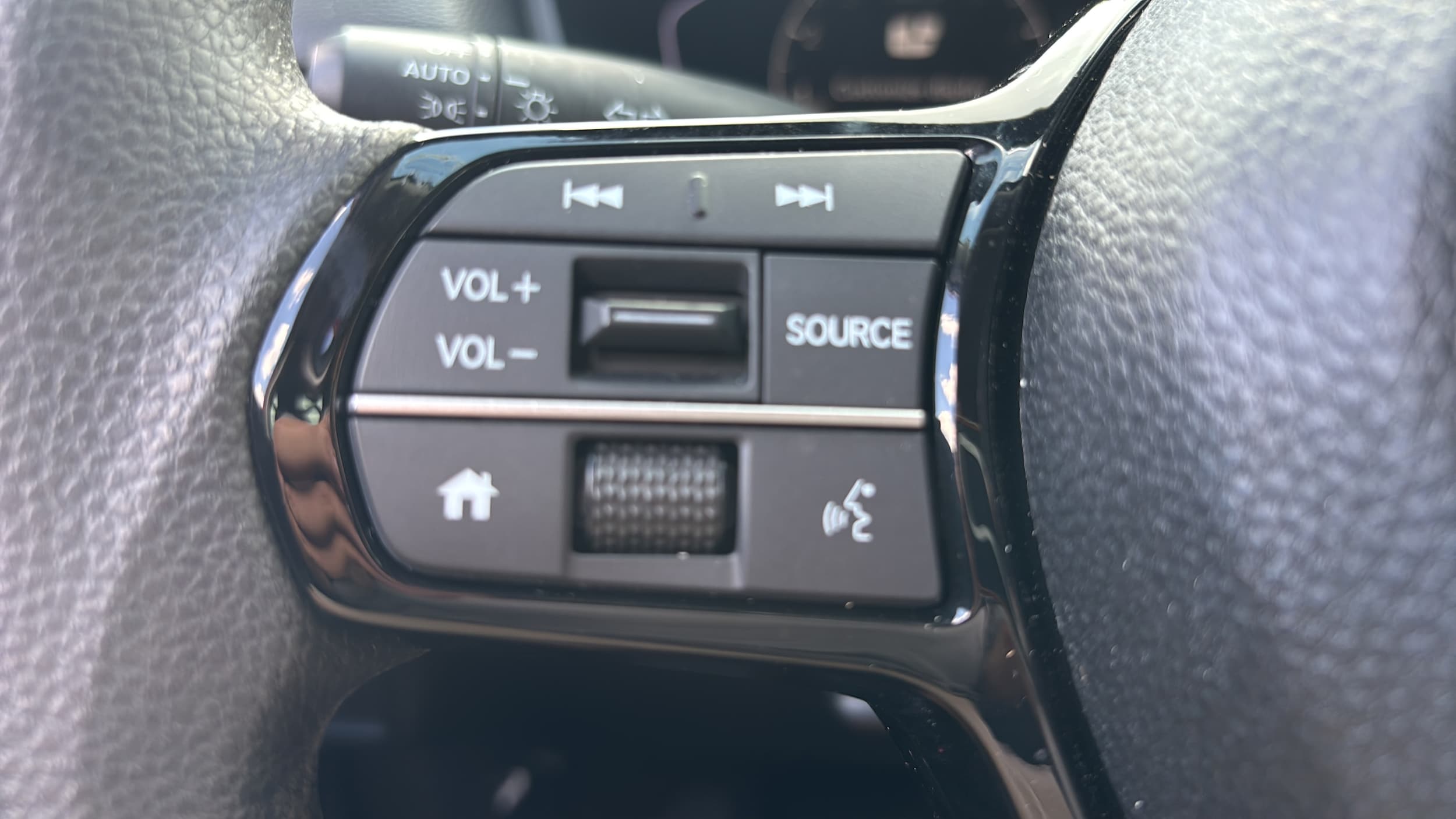 2025 Honda Civic LX - Photo 33