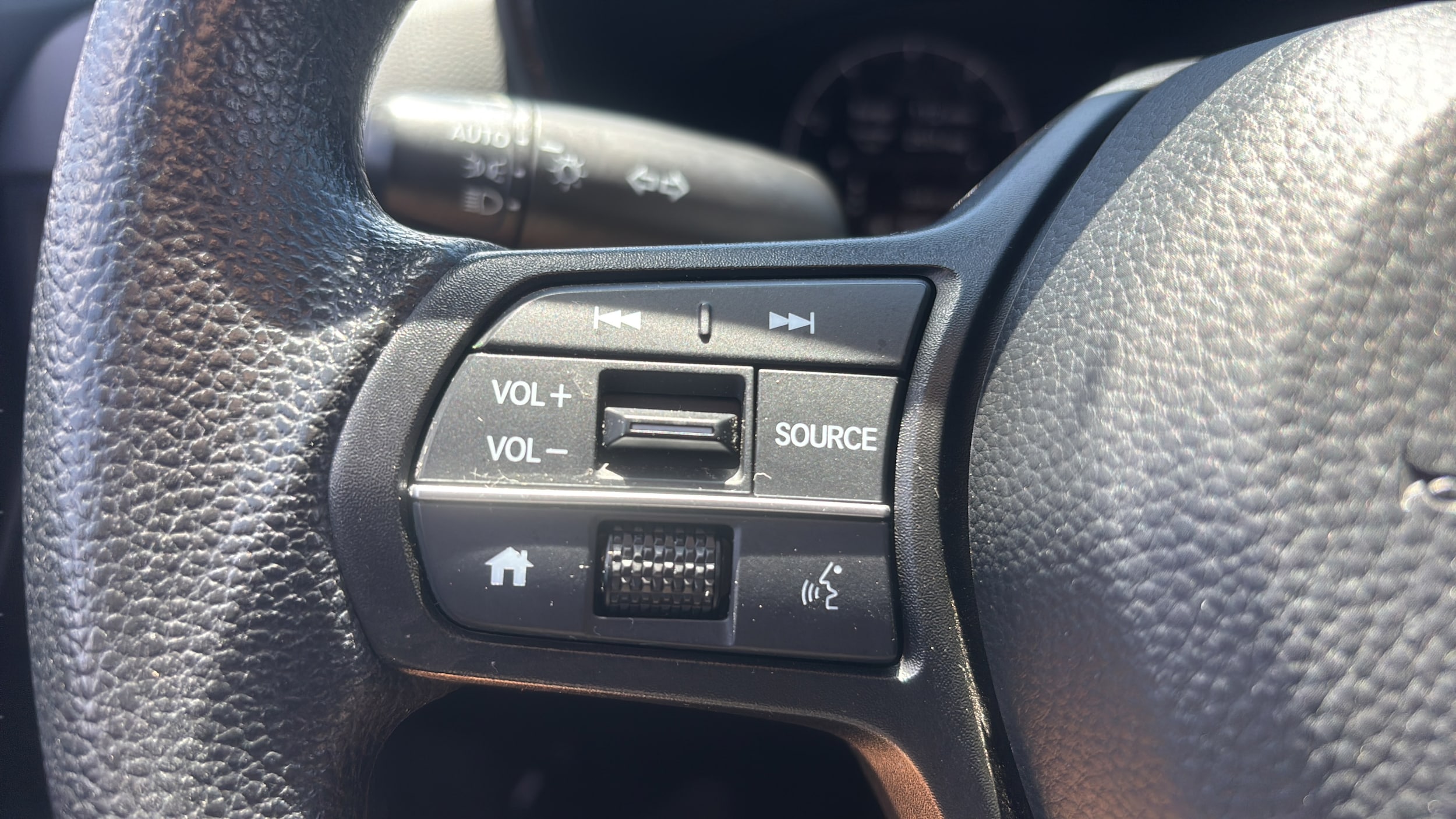 2023 Honda CR-V EX - Photo 28