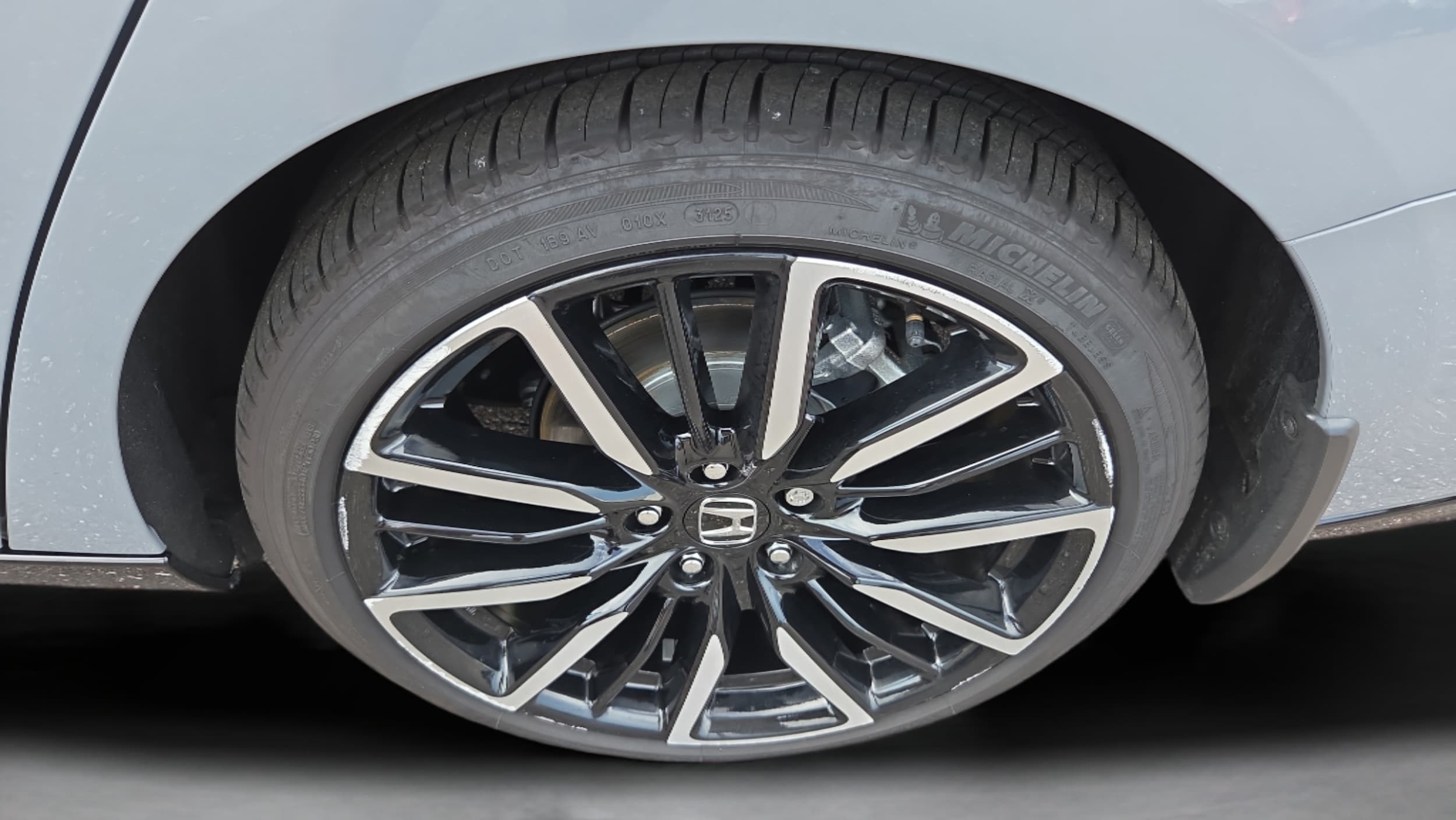 2025 Honda Accord Hybrid Touring - Photo 34