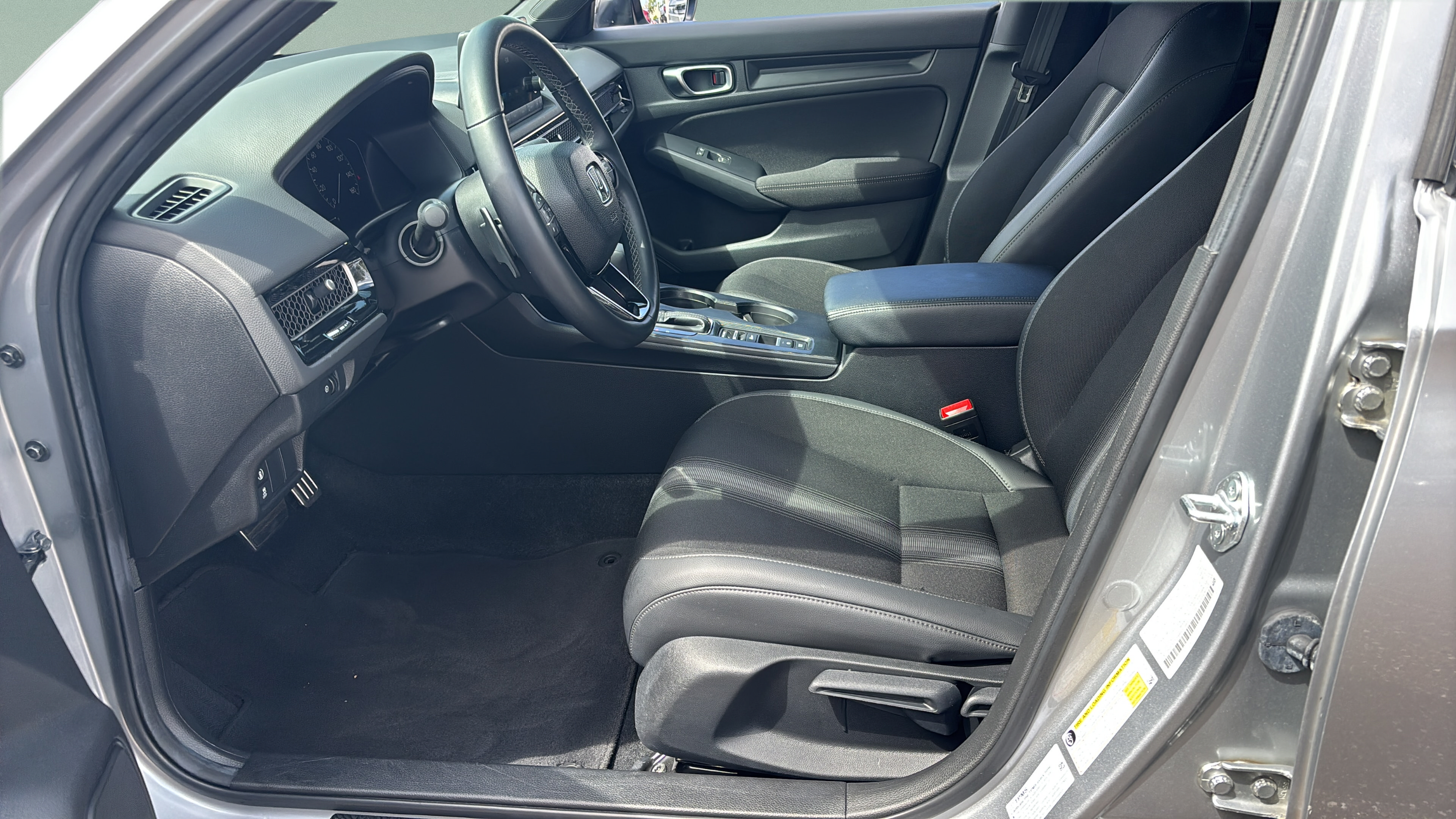 2024 Honda Civic Sport - Photo 6