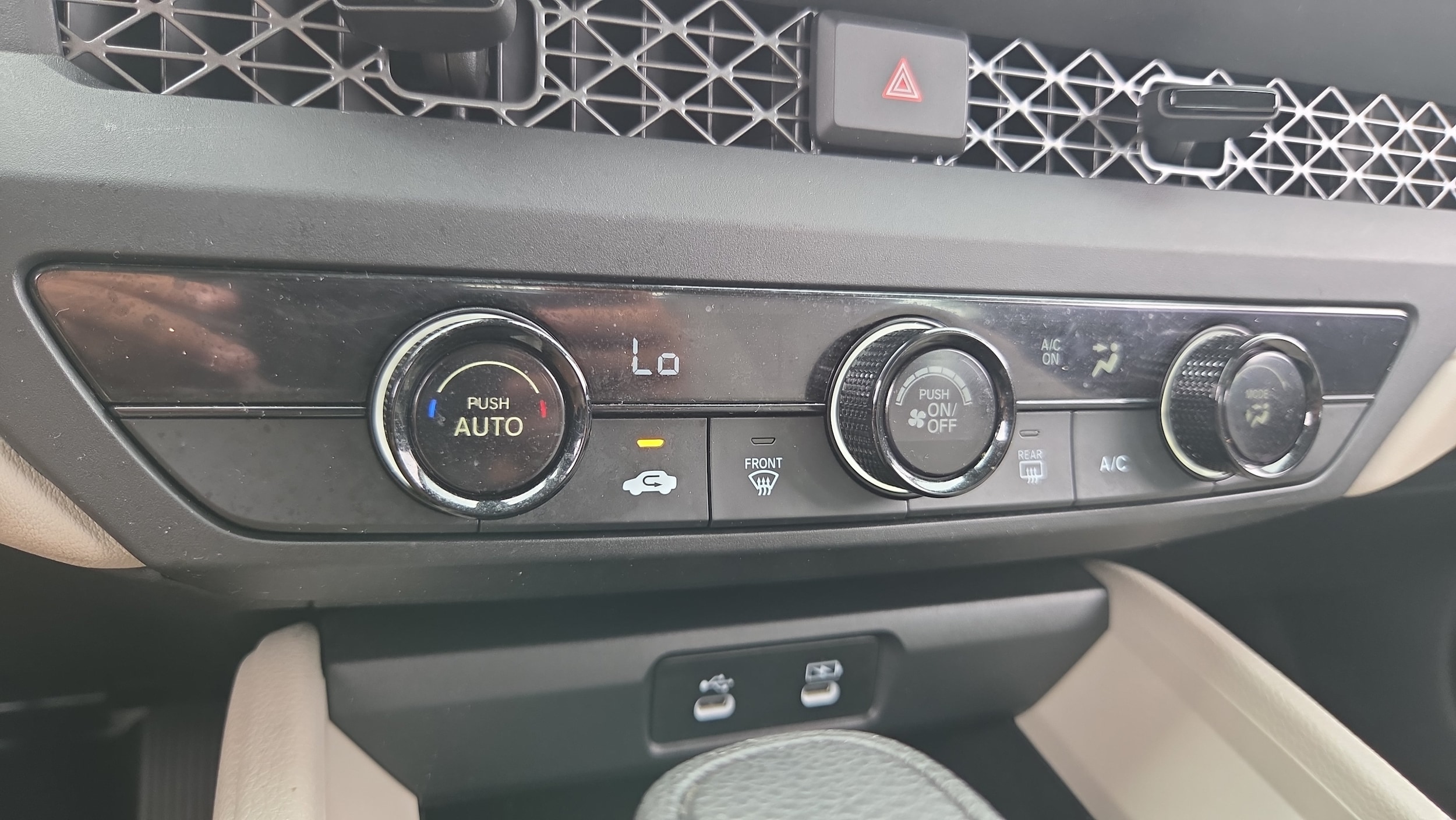 2024 Honda Accord LX - Photo 18