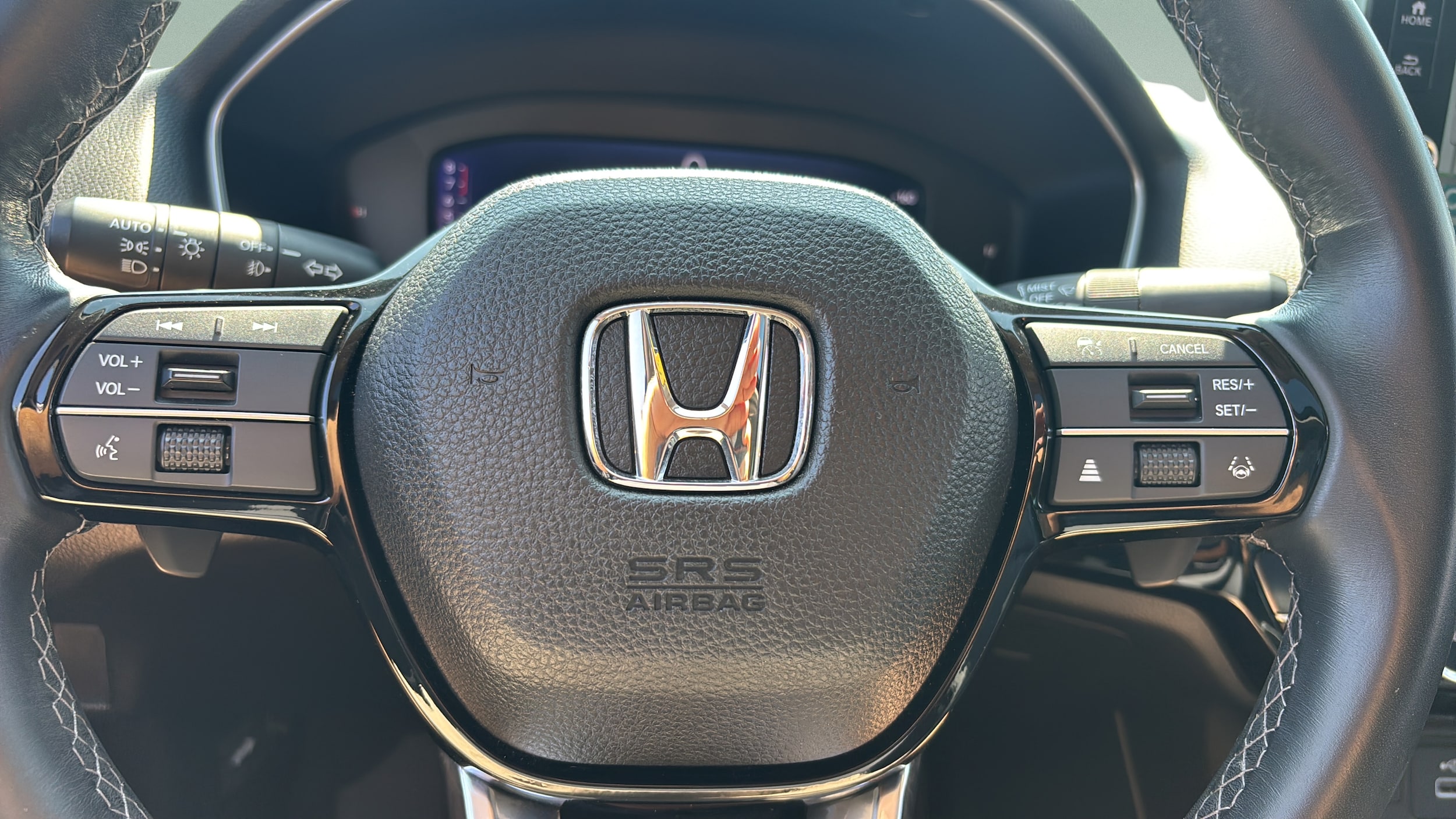 2022 Honda Civic Touring - Photo 30