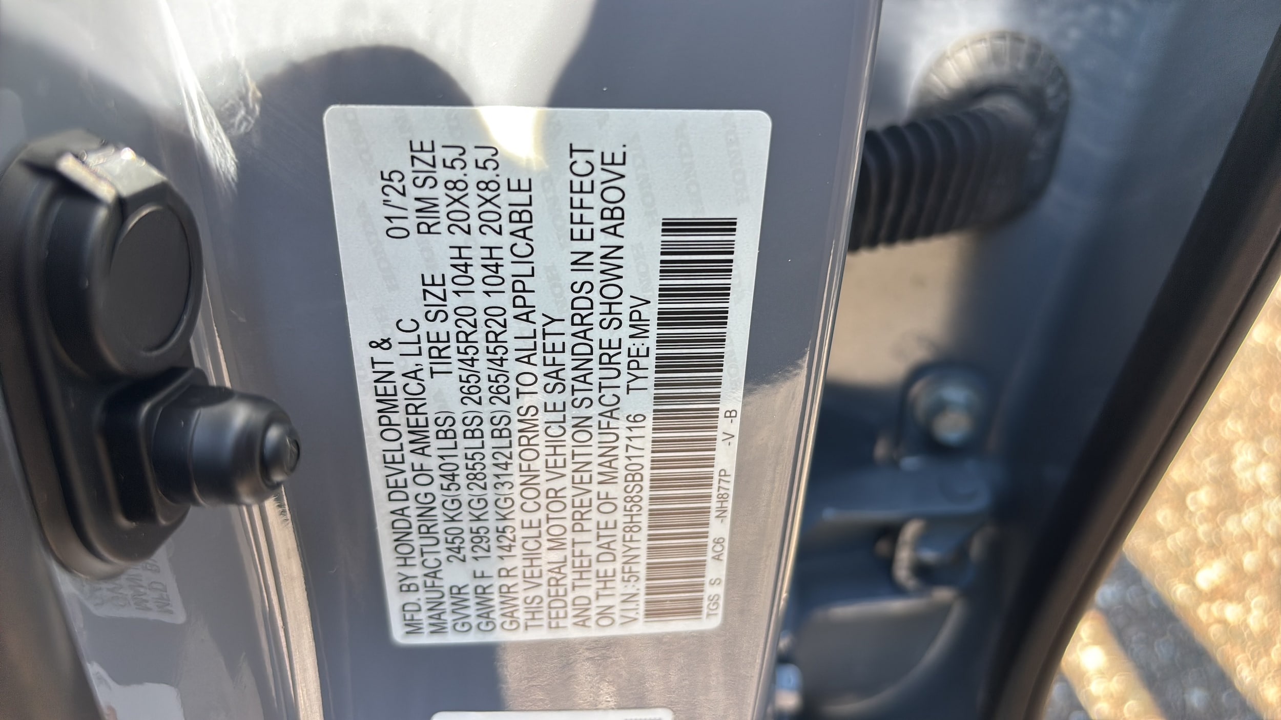 2025 Honda Passport EX-L - Photo 18