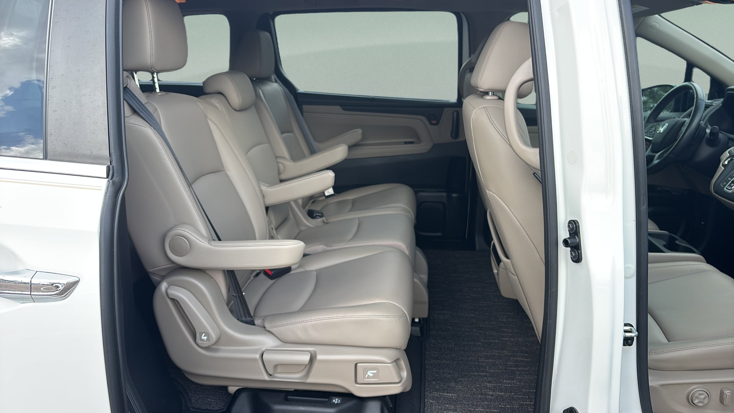 2021 Honda Odyssey EX-L - Photo 18
