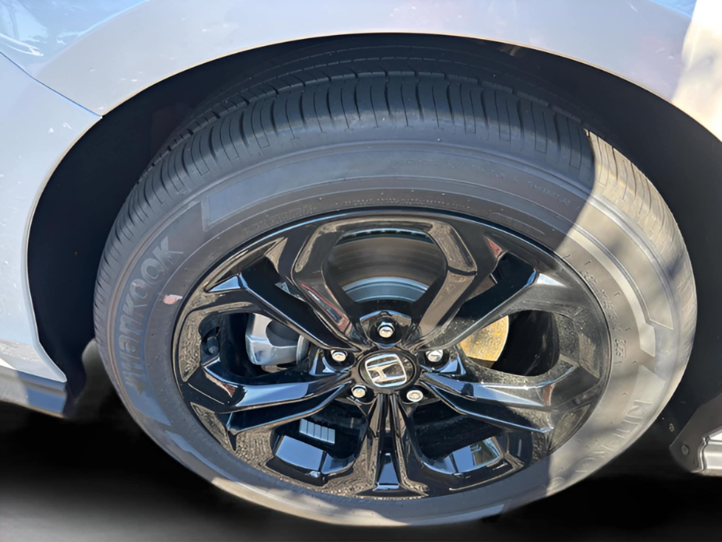 2025 Honda Accord SE - Photo 32