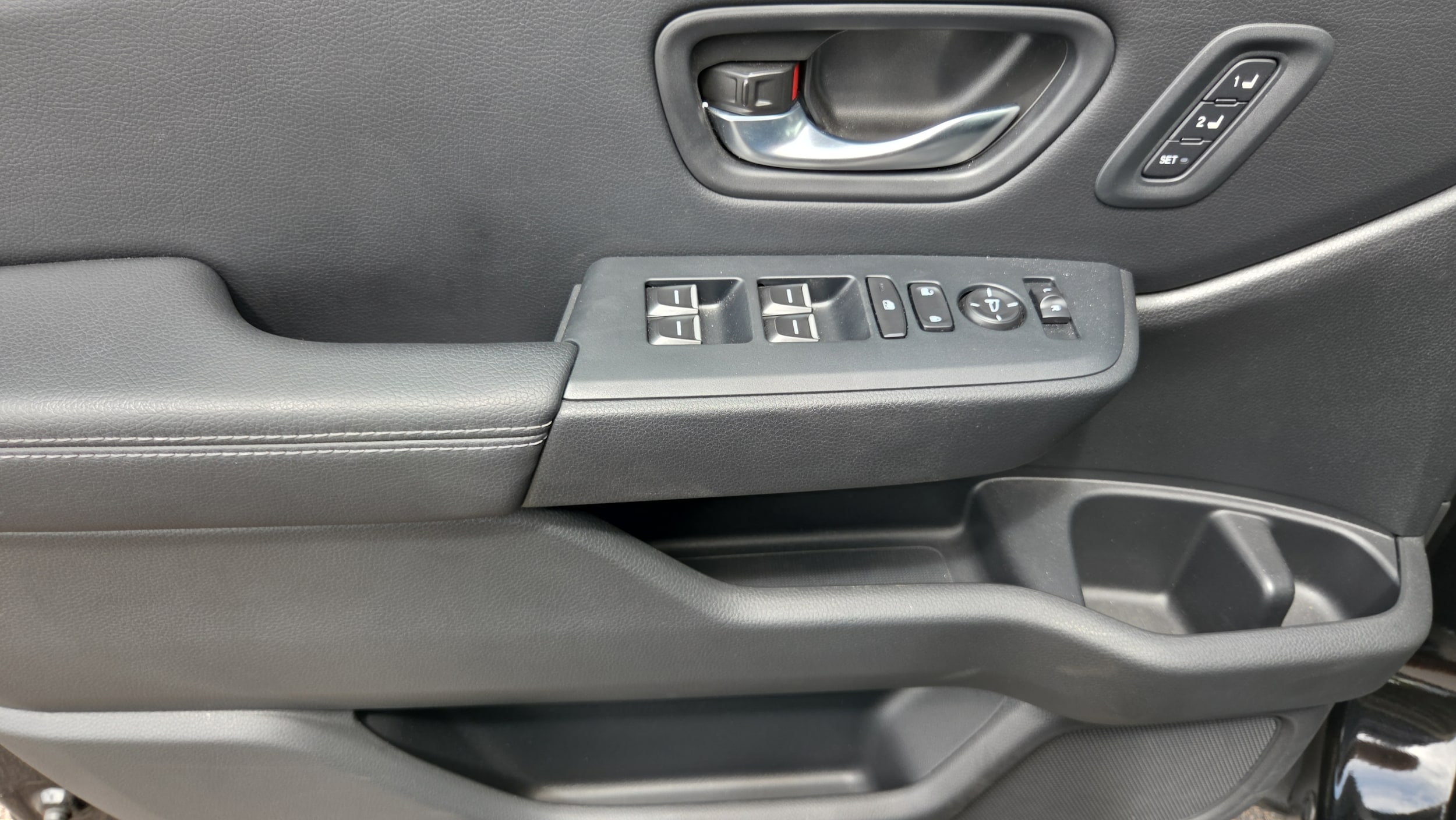 2023 Honda Pilot EX-L - Photo 17