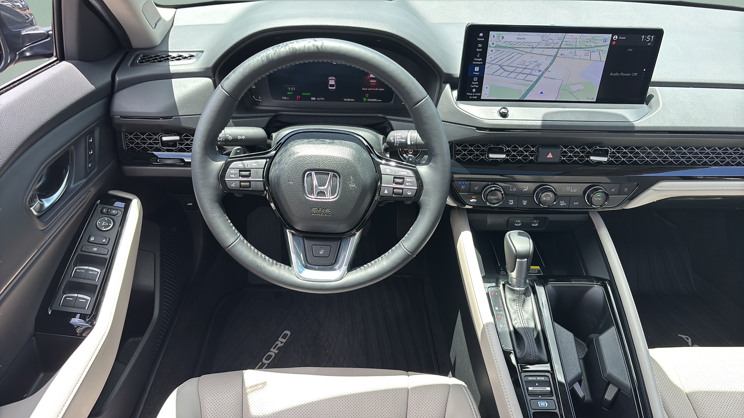 2025 Honda Accord Hybrid Touring - Photo 13