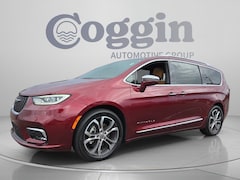 2022 Chrysler Pacifica