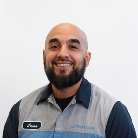 Staff member Jesus Fernandez from ID_38ff4df85935