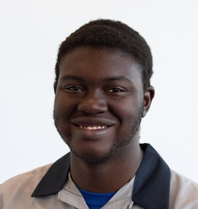 Staff member Isaiah Johnson from ID_38ff4df85935