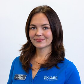 Staff member Kate Smith from ID_03f7fcaaaa48