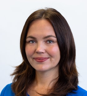 Staff member Kate Smith from ID_03f7fcaaaa48