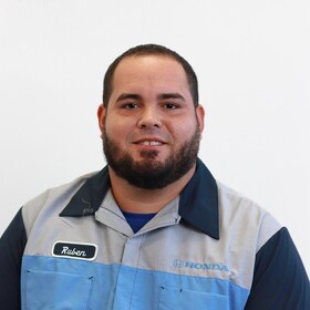 Staff member Ruben Serrano from ID_38ff4df85935