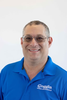 Staff member Howie Rosenburg from ID_649e557dc0f2