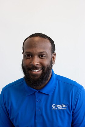 Staff member Julian Nelson from ID_03f7fcaaaa48