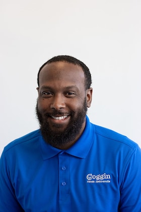 Staff member Julian Nelson from ID_03f7fcaaaa48