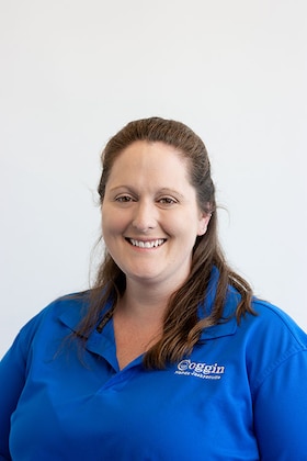 Staff member Kristen Jones from ID_32e91336dbe5