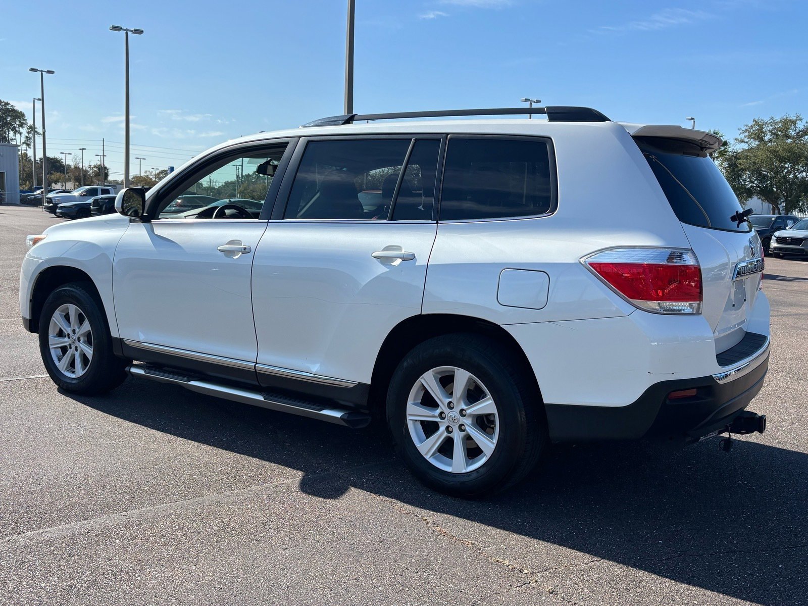 2012 Toyota Highlander Base photo 3
