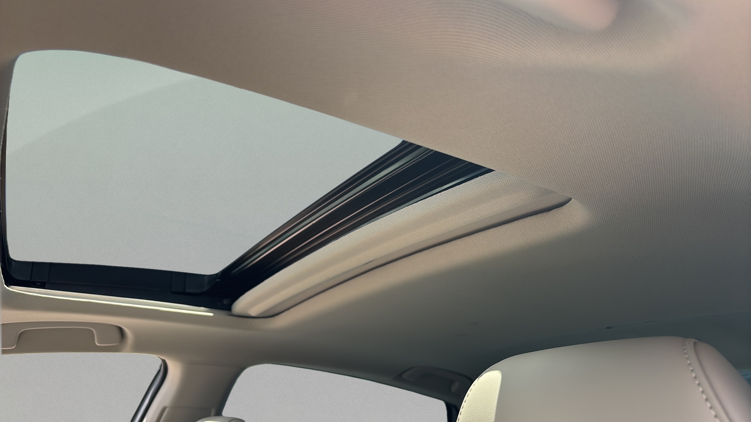 2025 Honda Accord Hybrid Touring - Photo 11