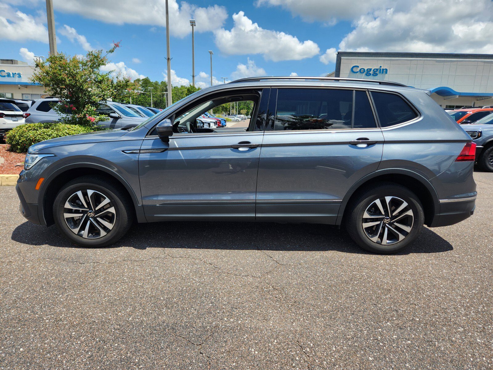 Used 2022 Volkswagen Tiguan S with VIN 3VV1B7AX7NM152995 for sale in Jacksonville, FL