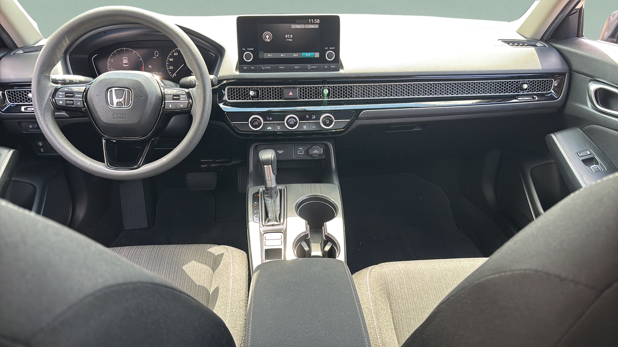 2024 Honda Civic LX - Photo 12