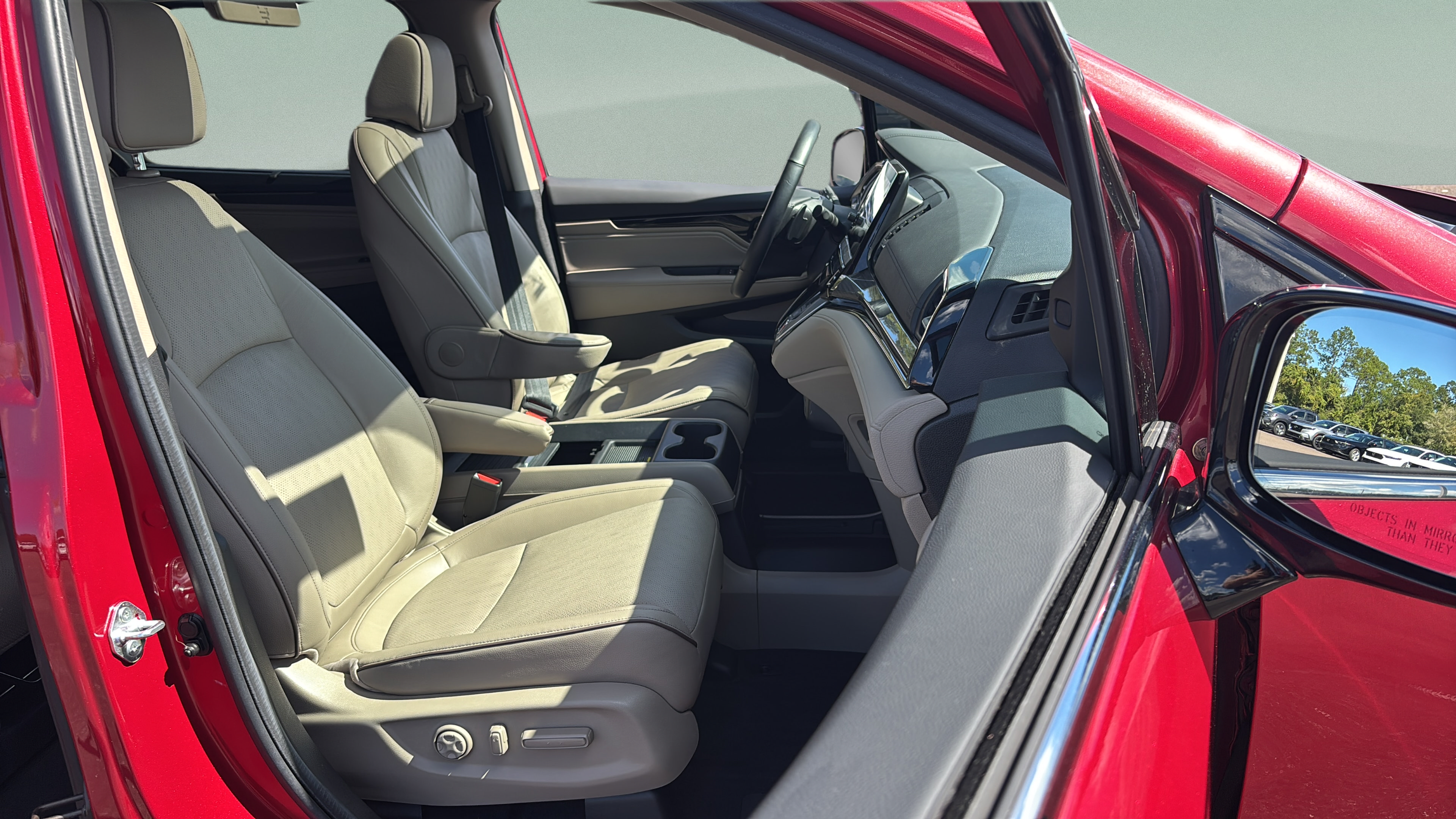2024 Honda Odyssey Elite - Photo 20