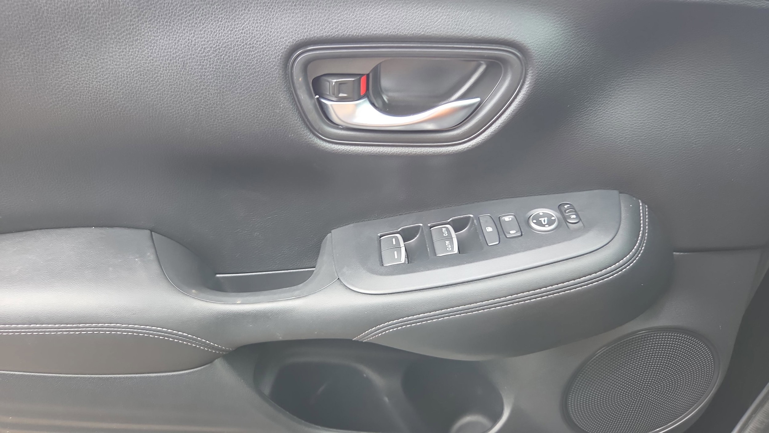 2024 Honda HR-V EX-L - Photo 18