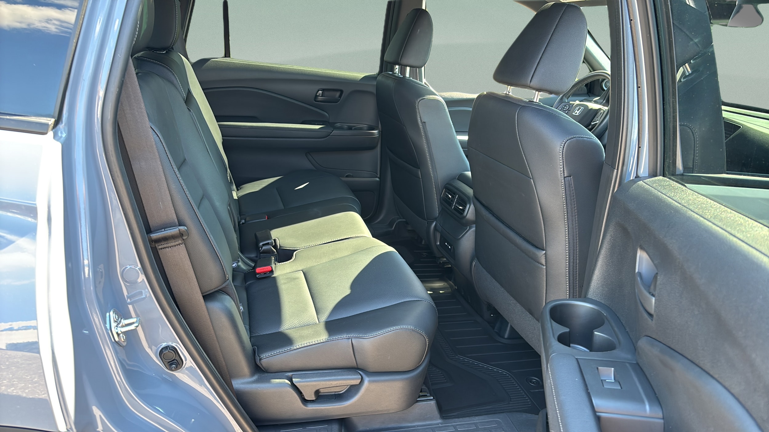 2025 Honda Passport EX-L - Photo 16