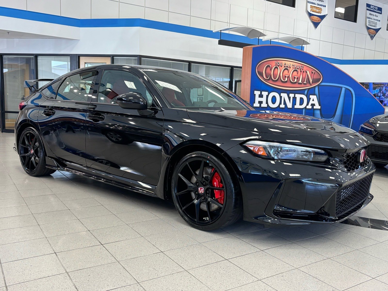 2025 Honda Civic Hatchback Type-R's photo